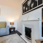 Teesside House * Marske-by-the-Sea
